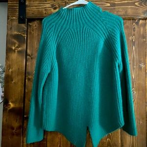 Womens crew neck sweater